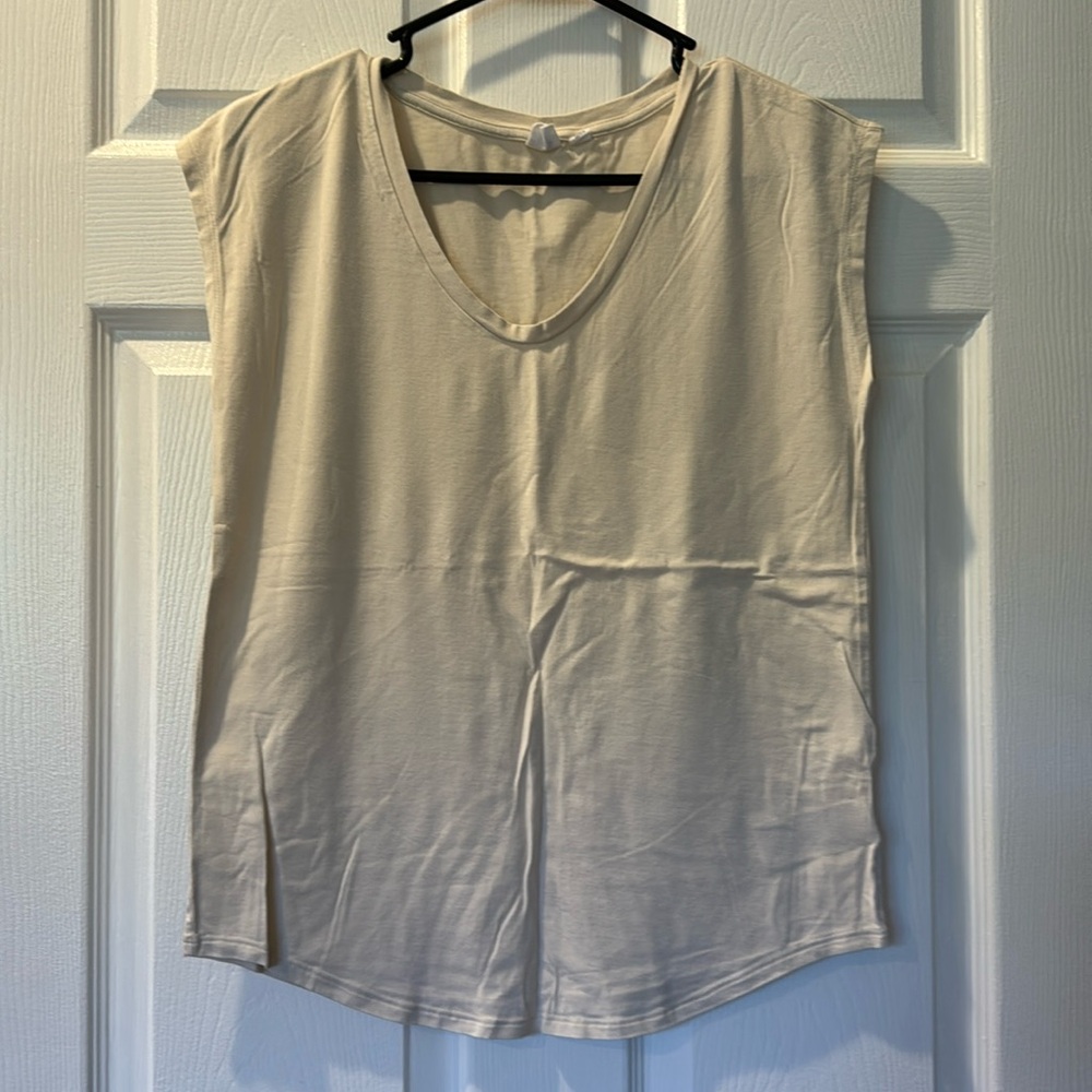 Gap T-Shirt